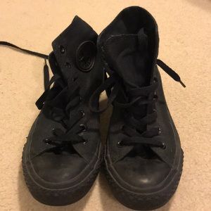 Black converse